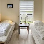 2 Bedroom Cozy In