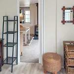 2 Bedroom Cozy In