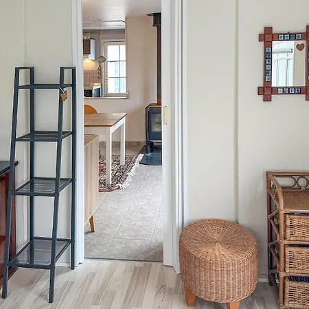 2 Bedroom Cozy In